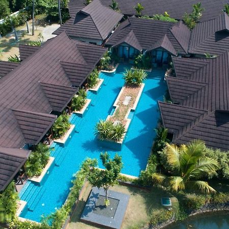 Gokulam Grand Resort & Spa, Kumarakom Exterior foto