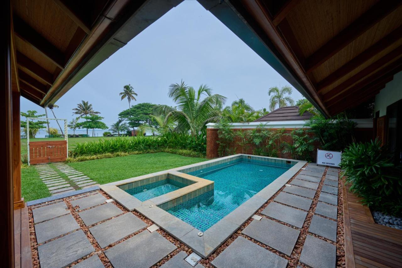 Gokulam Grand Resort & Spa, Kumarakom Exterior foto