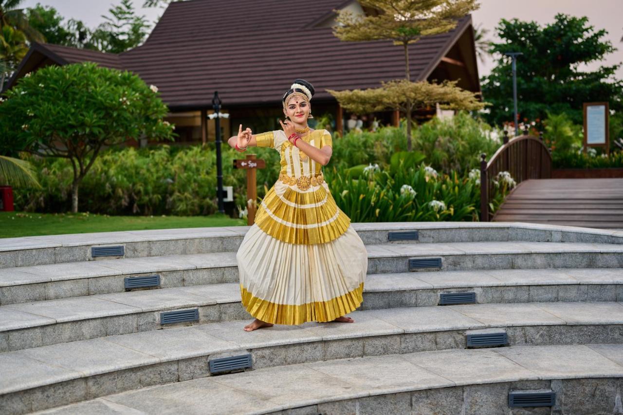 Gokulam Grand Resort & Spa, Kumarakom Exterior foto
