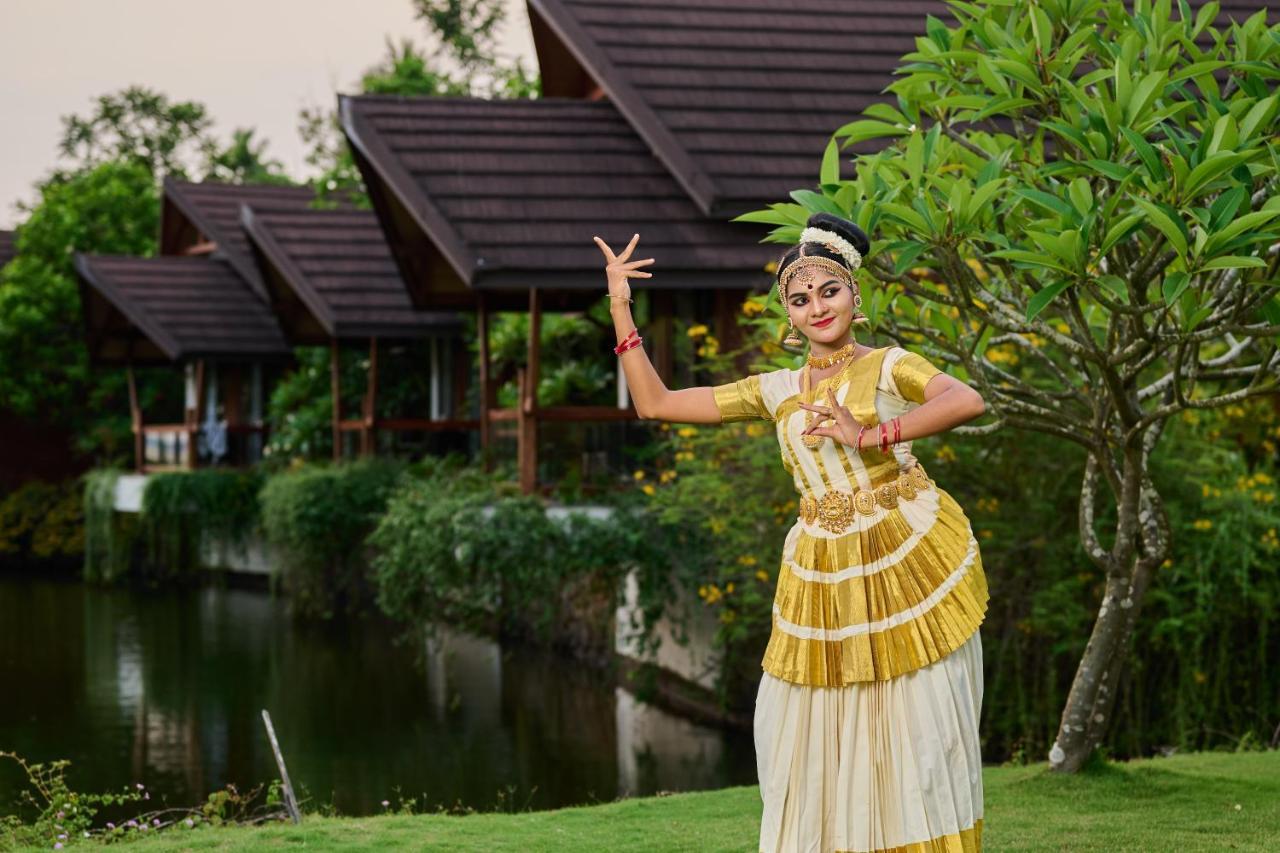 Gokulam Grand Resort & Spa, Kumarakom Exterior foto